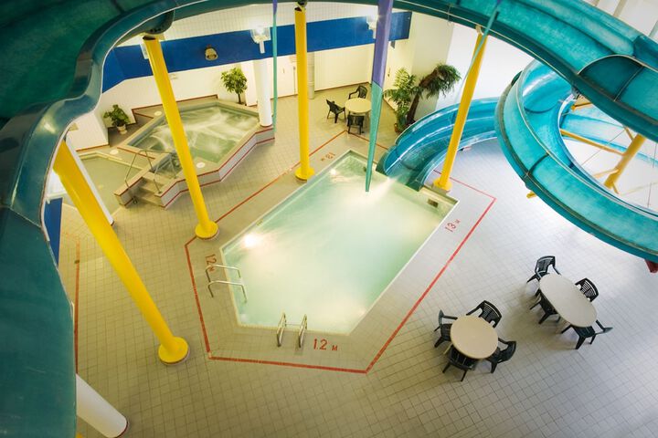 Pool 4 of 73