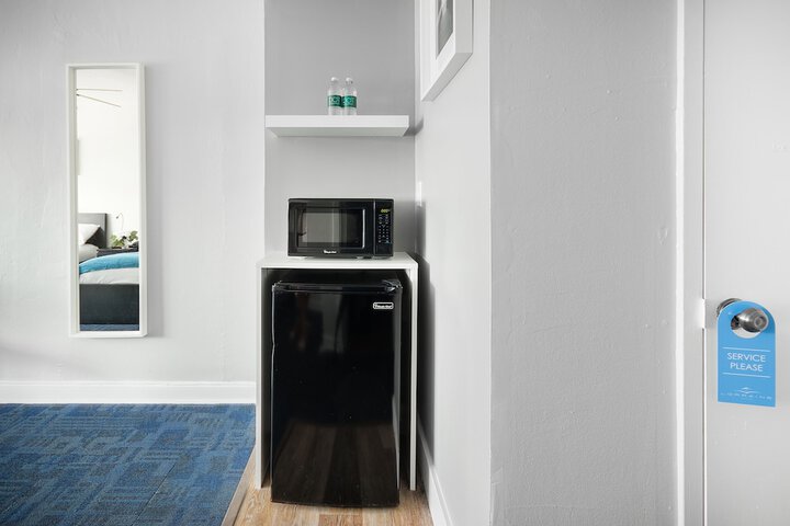 Room 41 of 90