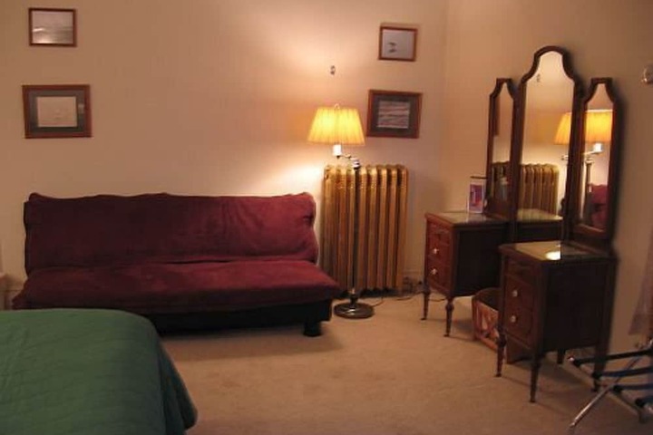 Room 29 of 38