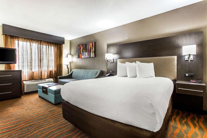 Room 21 of 31