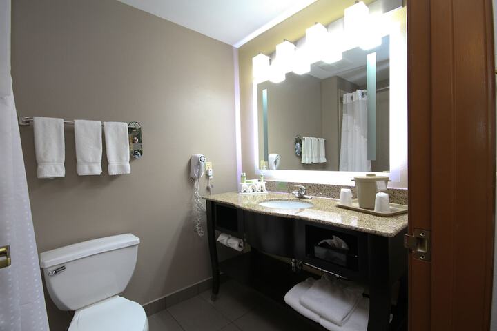 Room 14 of 41