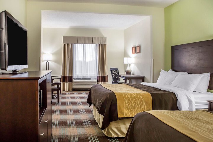 Room 10 of 22