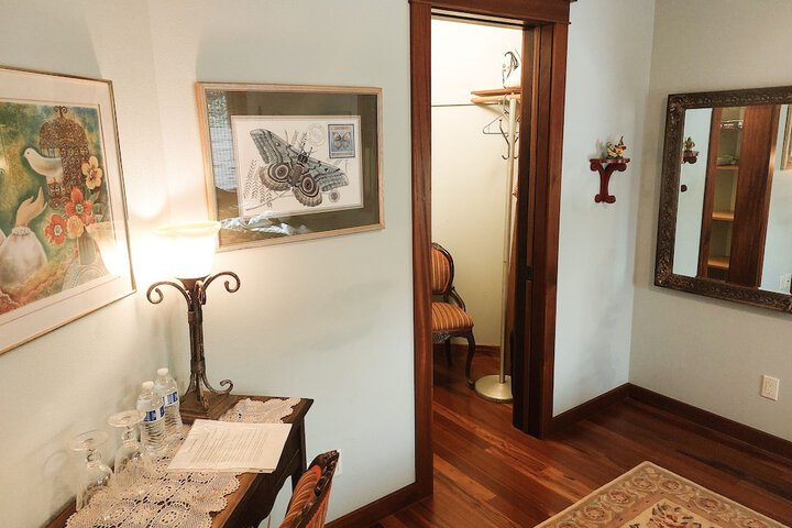 Room 32 of 45