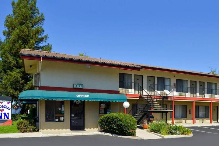 Hotel 3 of 57