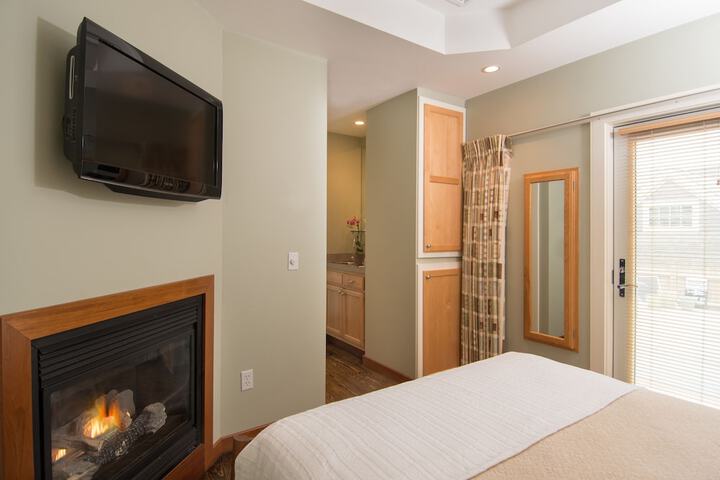 Room 25 of 36