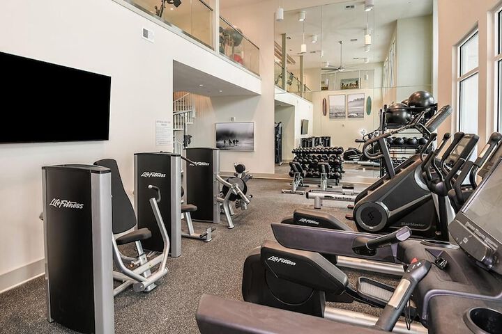 Landing Furnished Apartments near Lake Apopka