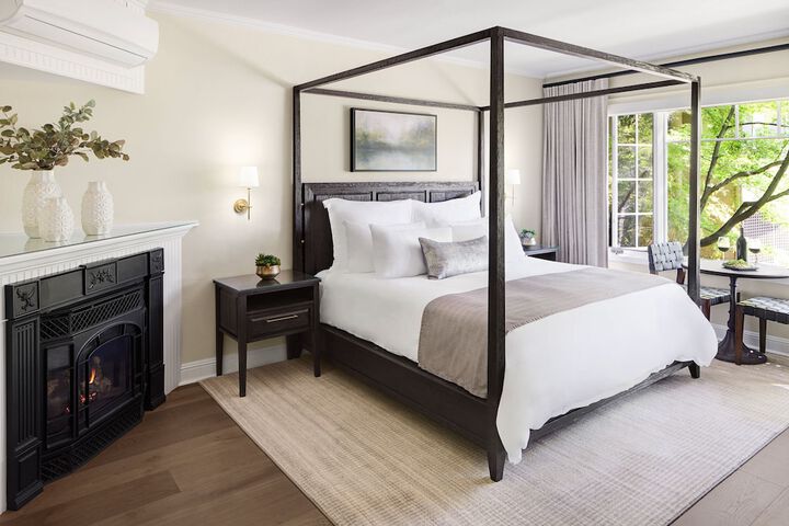 Room 34 of 46
