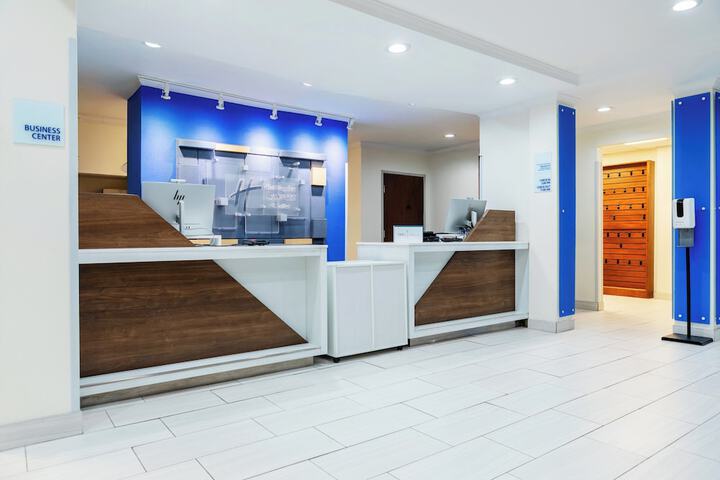 Holiday Inn Express Hotel & Suites Memphis / Germantown by IHG