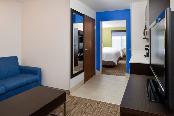 Room 35 of 54