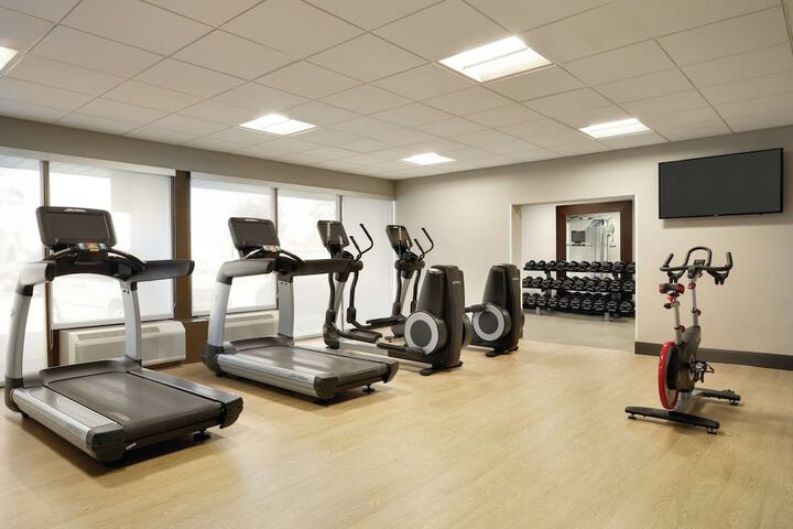 DoubleTree by Hilton Toronto Airport West