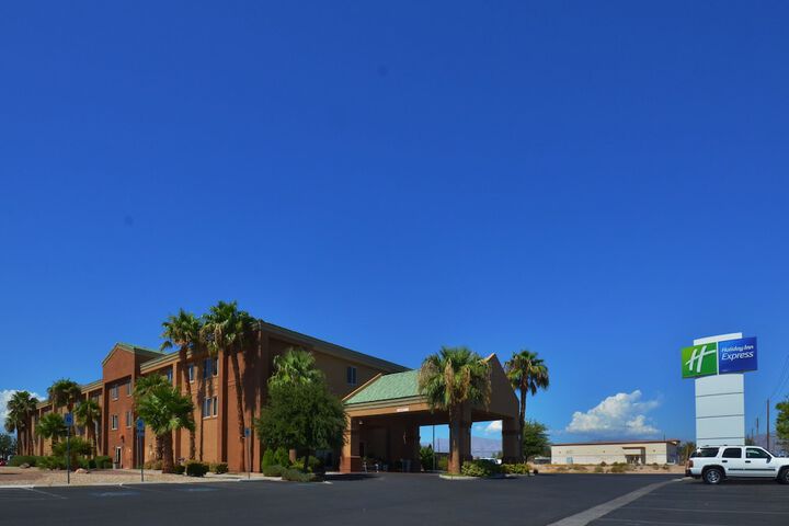 Hotel 4 of 40