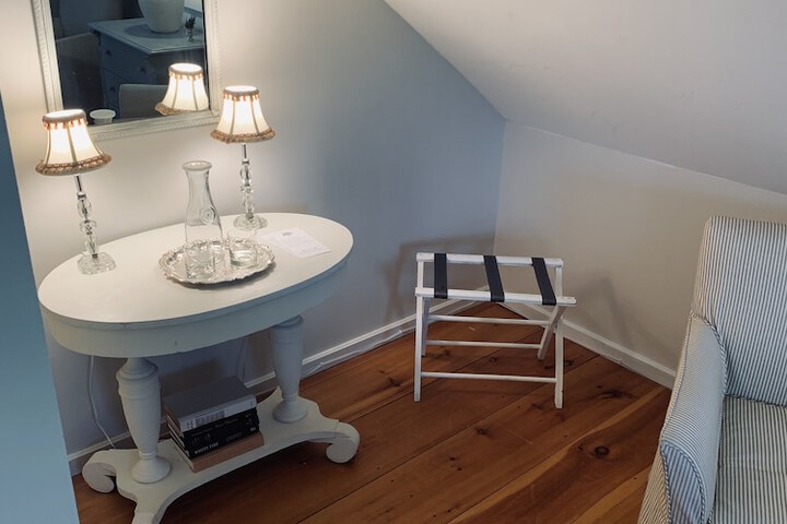 Room 41 of 65