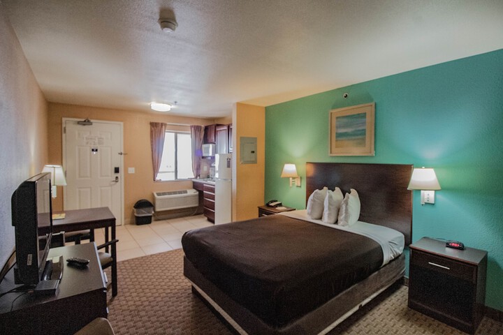 Room 37 of 59