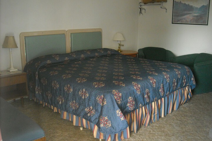 Room 21 of 41
