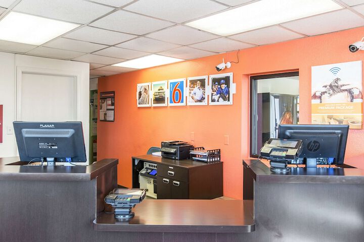 Motel 6 Council Bluffs IA - Omaha East