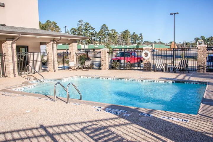 Pool 7 of 41