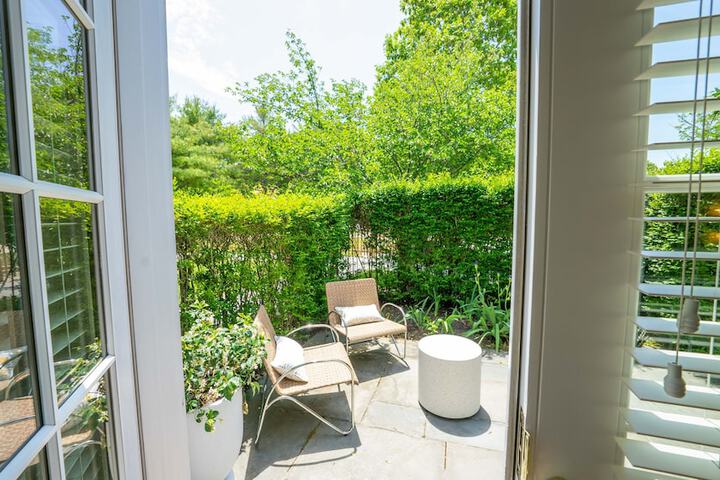 Terrace/Patio 100 of 112