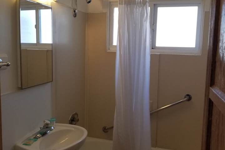 Room 132 of 229