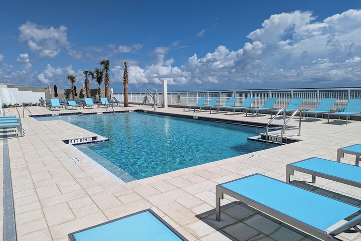 Pool 8 of 90