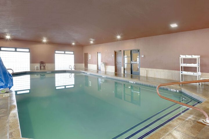 Pool 10 of 66