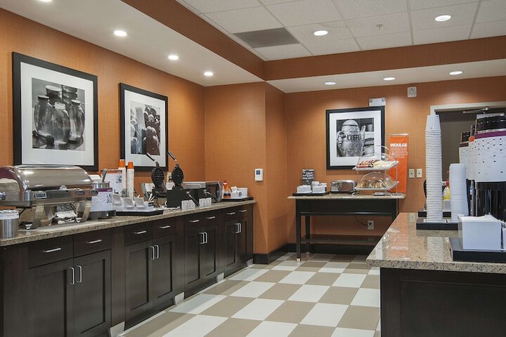 Hampton Inn & Suites Seneca-Clemson Area