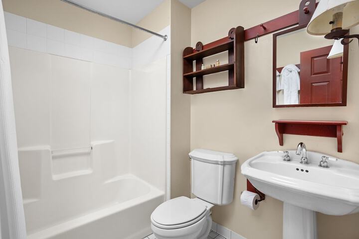 Room 21 of 62