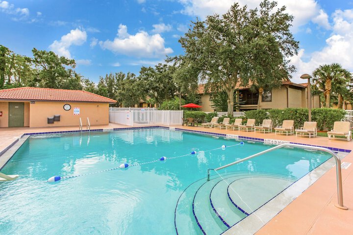 Pool 7 of 33