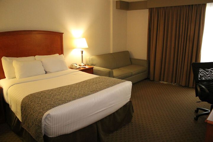 Room 21 of 61