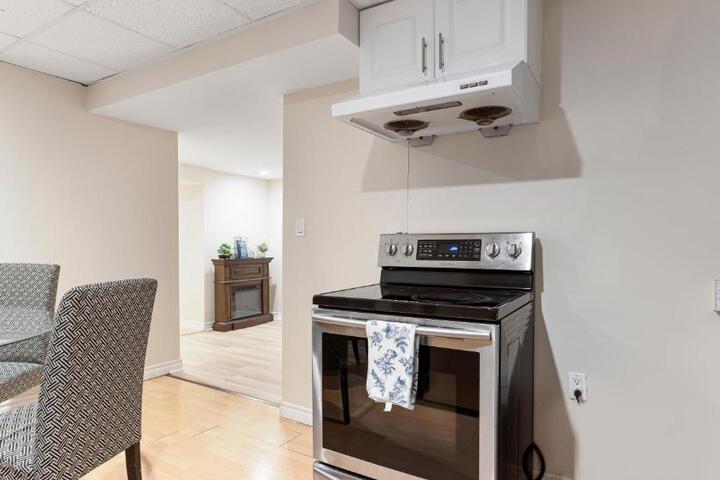 Finished 2 BR Apartment in an Upscale Area of Ajax