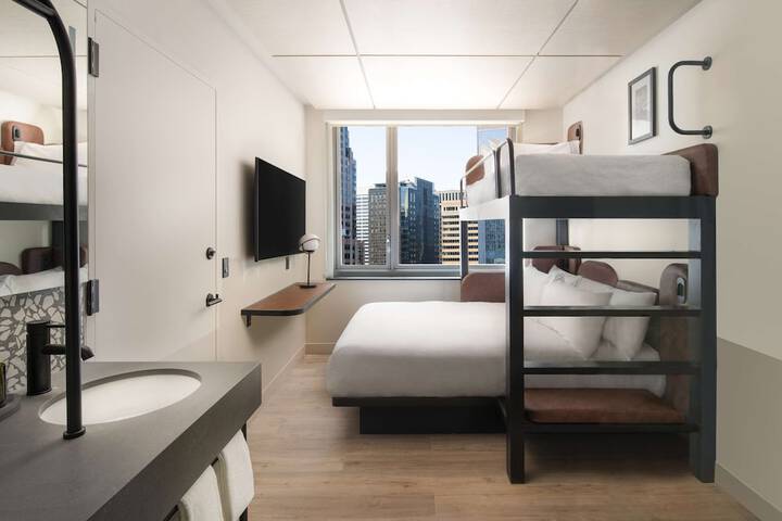 Room 26 of 57