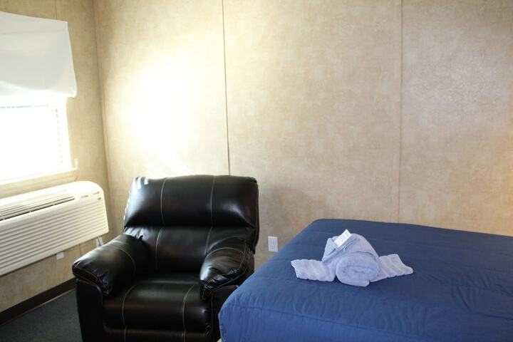 Room 16 of 52