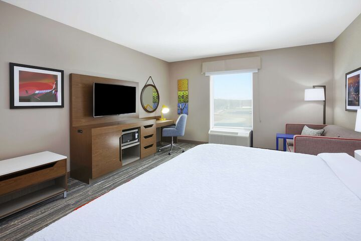 Room 18 of 30