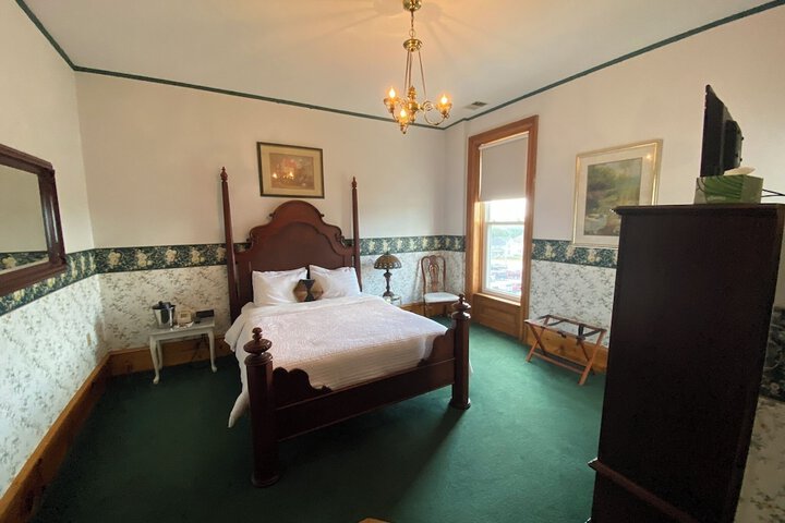 Room 14 of 75