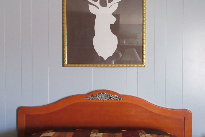 Room 24 of 27