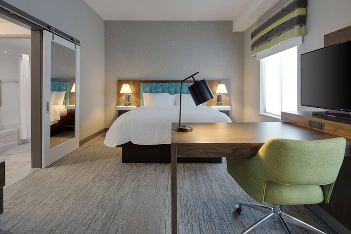Room 15 of 34