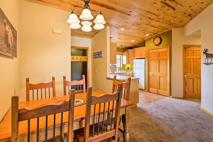 Steps to Grand Lake: Condo w / Deck & Mtn Views