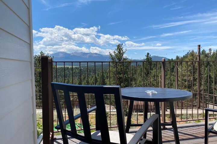 Pikes Peak Paradise Bed and Breakfast