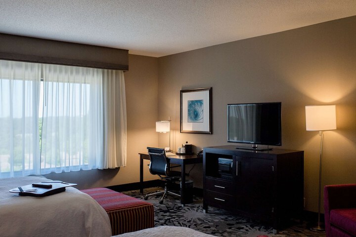 Hampton Inn Oxford / Conference Center