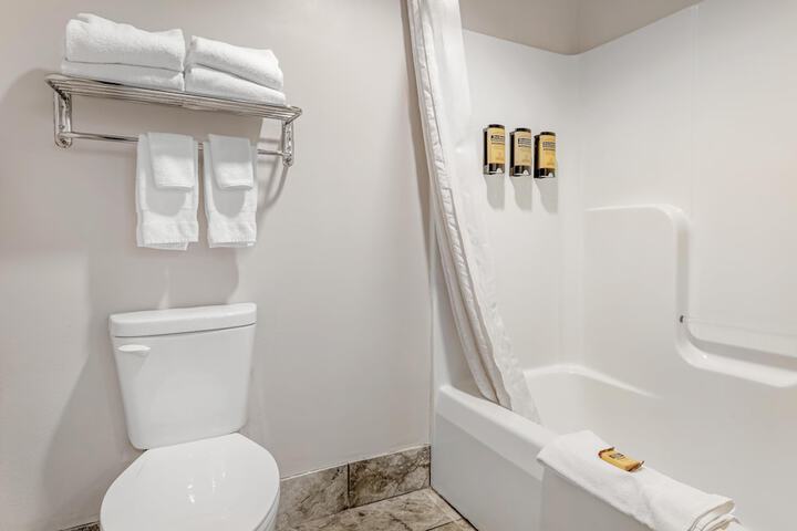 Best Western Plus Eau Claire Conference Center