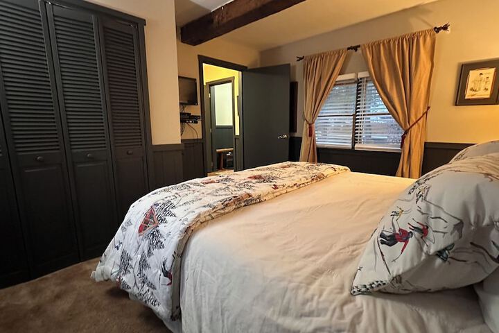 Room 64 of 200