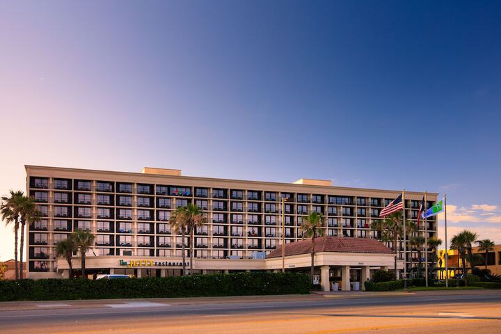 Hotel 4 of 61