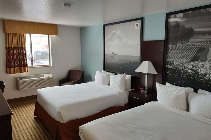 Room 25 of 44