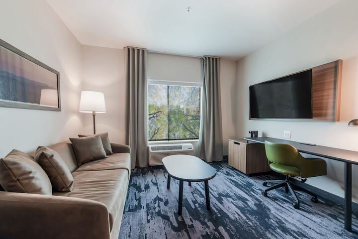 Fairfield Inn & Suites by Marriott Knoxville Clinton