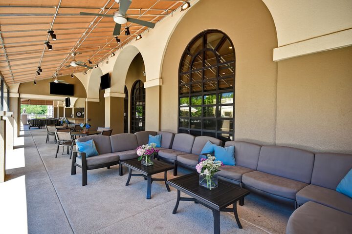 Terrace/Patio 31 of 37