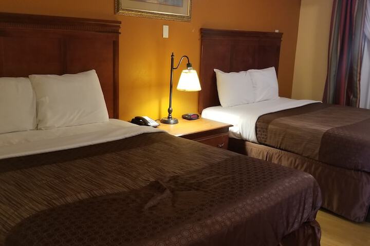 Room 10 of 23