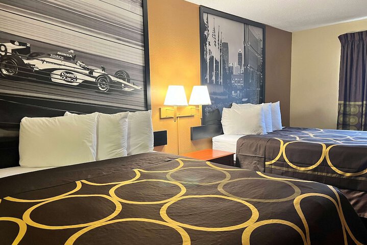 Room 6 of 31