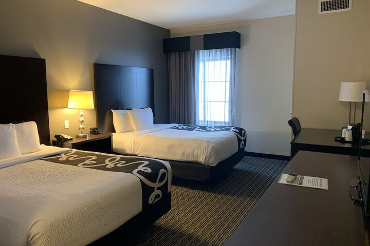 Room 22 of 39