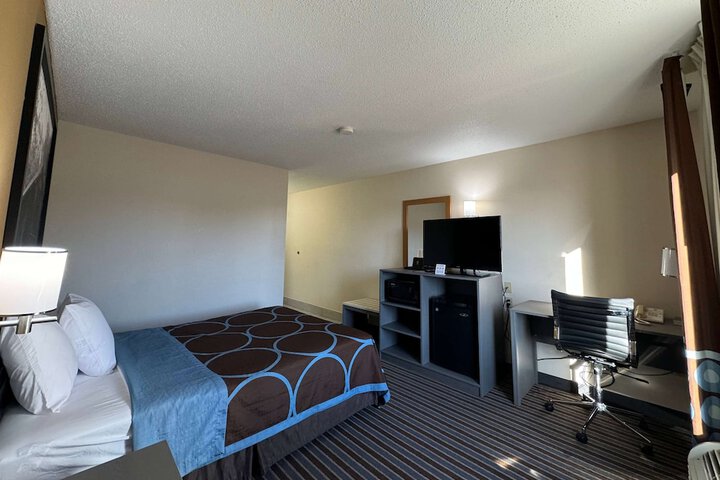 Room 31 of 35
