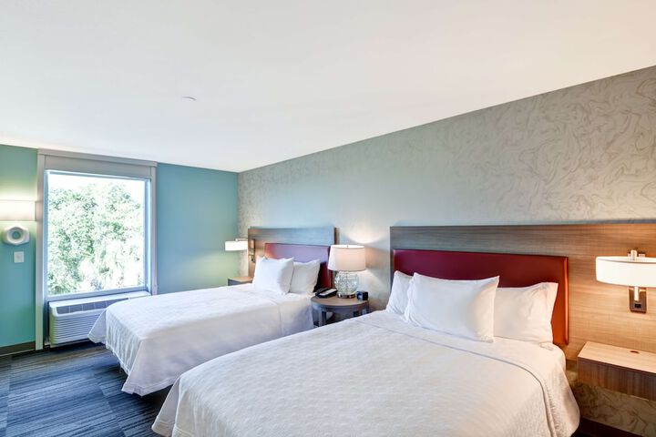 Room 15 of 37