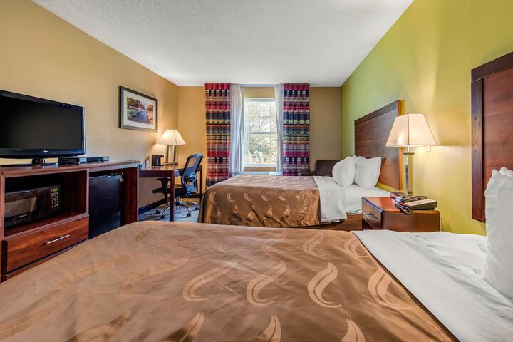Room 10 of 38